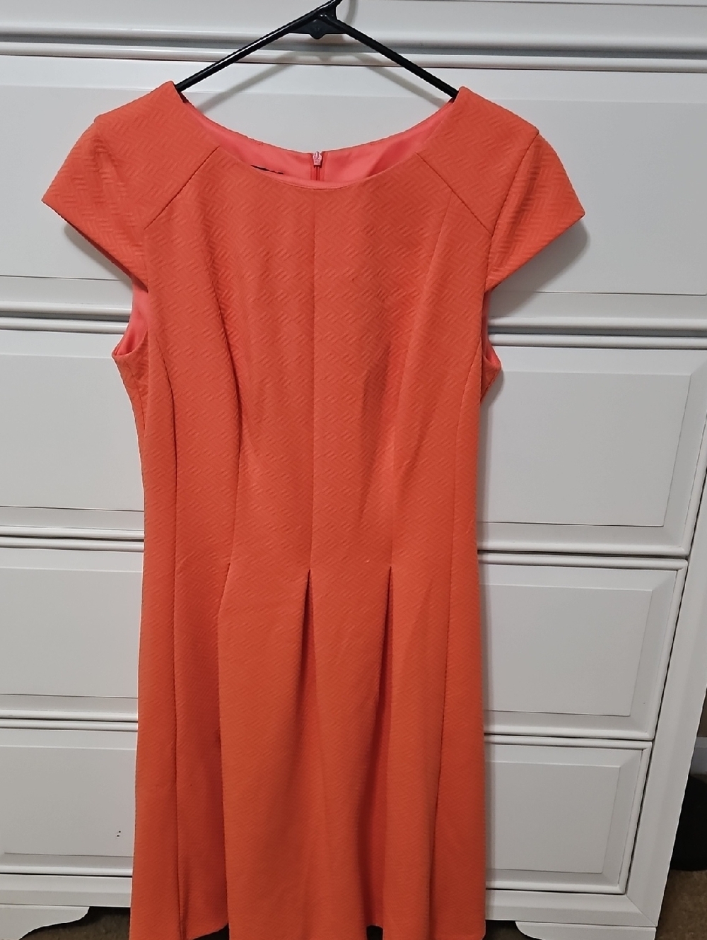 AGB Coral Cap-Sleeve Midi Dress